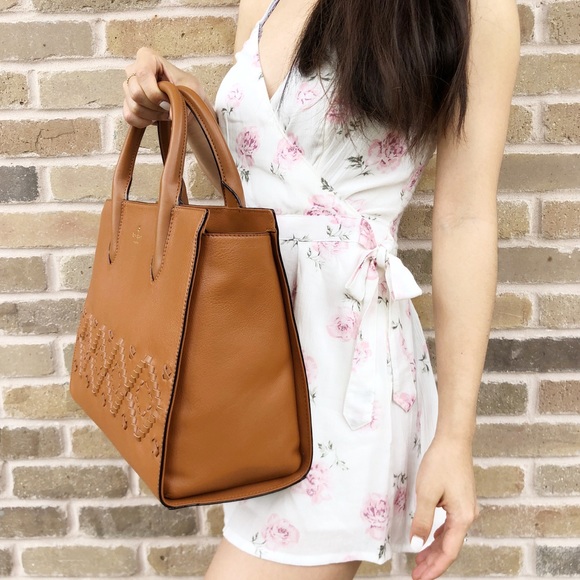 Kate Spade Flynn Meriwether Large Tote Bag tan - Picture 2 of 7